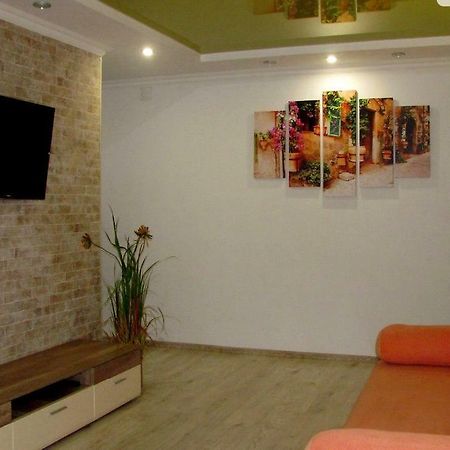 Apartment On Pyrohova 25 ヴィーンヌィツャ エクステリア 写真
